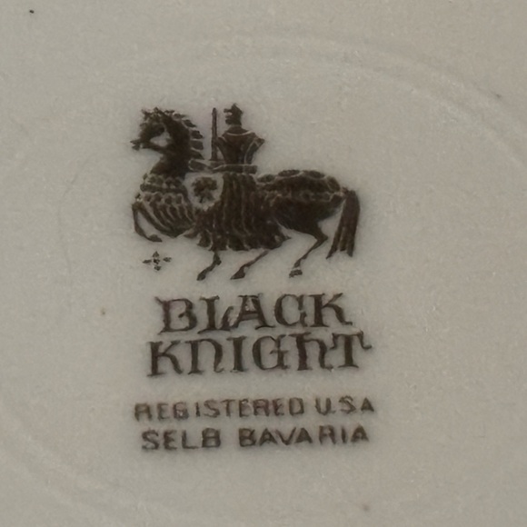 Antique Black Knight Set of 2 24k trim dishes - Picture 10 of 16